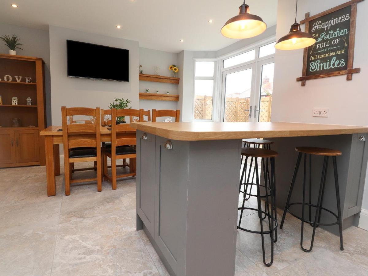 23 Ryden Avenue Villa Cleveleys Eksteriør bilde